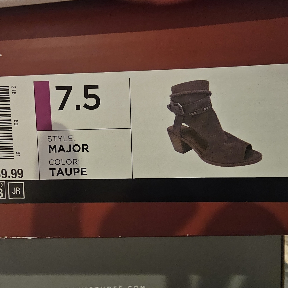 Women's casual dress shoes